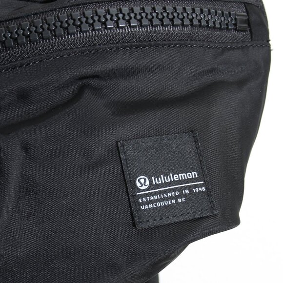 Lululemon All Day Essentials Belt Bag 2.5L Fanny Pack Unisex Black Nylon - Picture 5 of 16